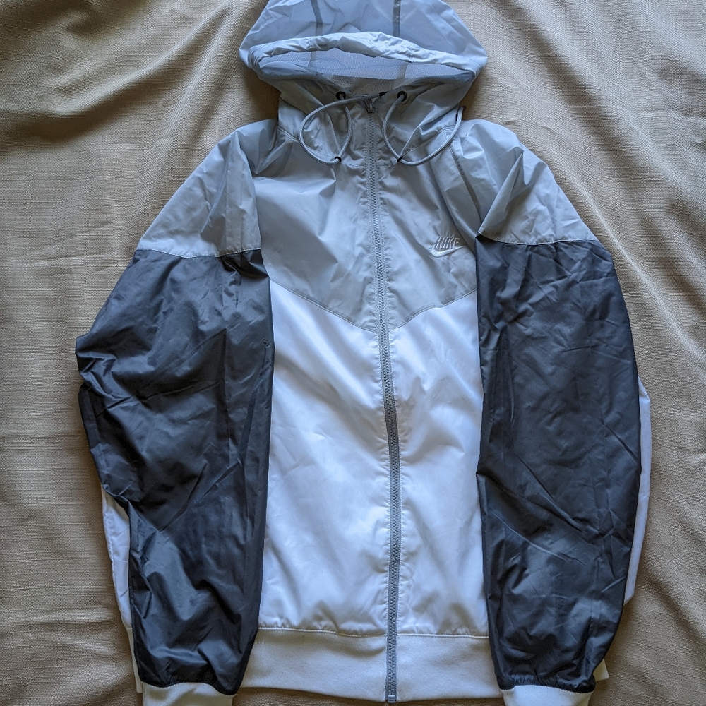 Nike windbreaker